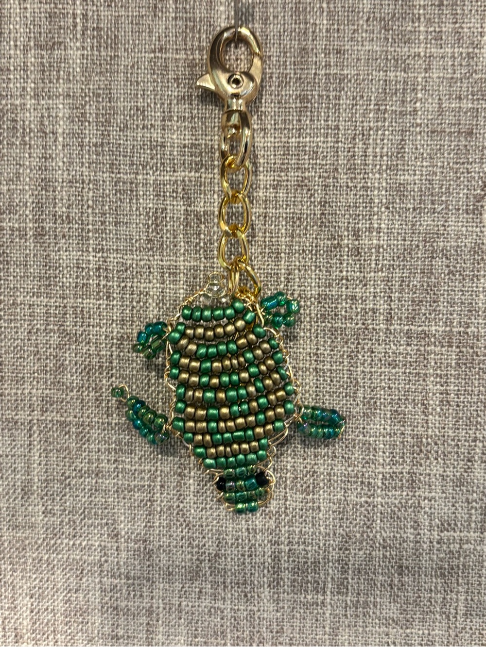 Green Beaded Turtle Keychain - Unbranded